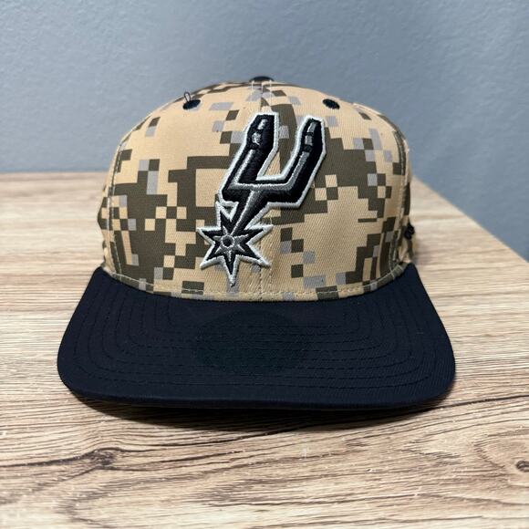 San Antonio Spurs Camo Snapback Hat Adidas NBA Digi Camo Cap Adjustable - Picture 1 of 7
